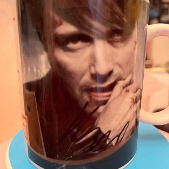 HANNIBAL Mads Mikkelsen EAT the RUDE 11 oz mug NEW - Picture 3 of 3